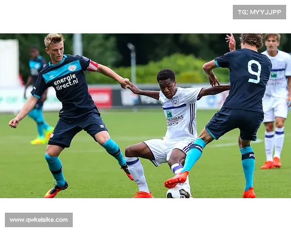 从埃因青年与阿贾青年看荷兰青训体系对抗格局的历史演变全景剖析